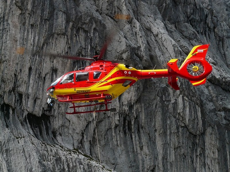 Differenza fra aeroambulanza ed eliambulanza, costi e vantaggi del servizio